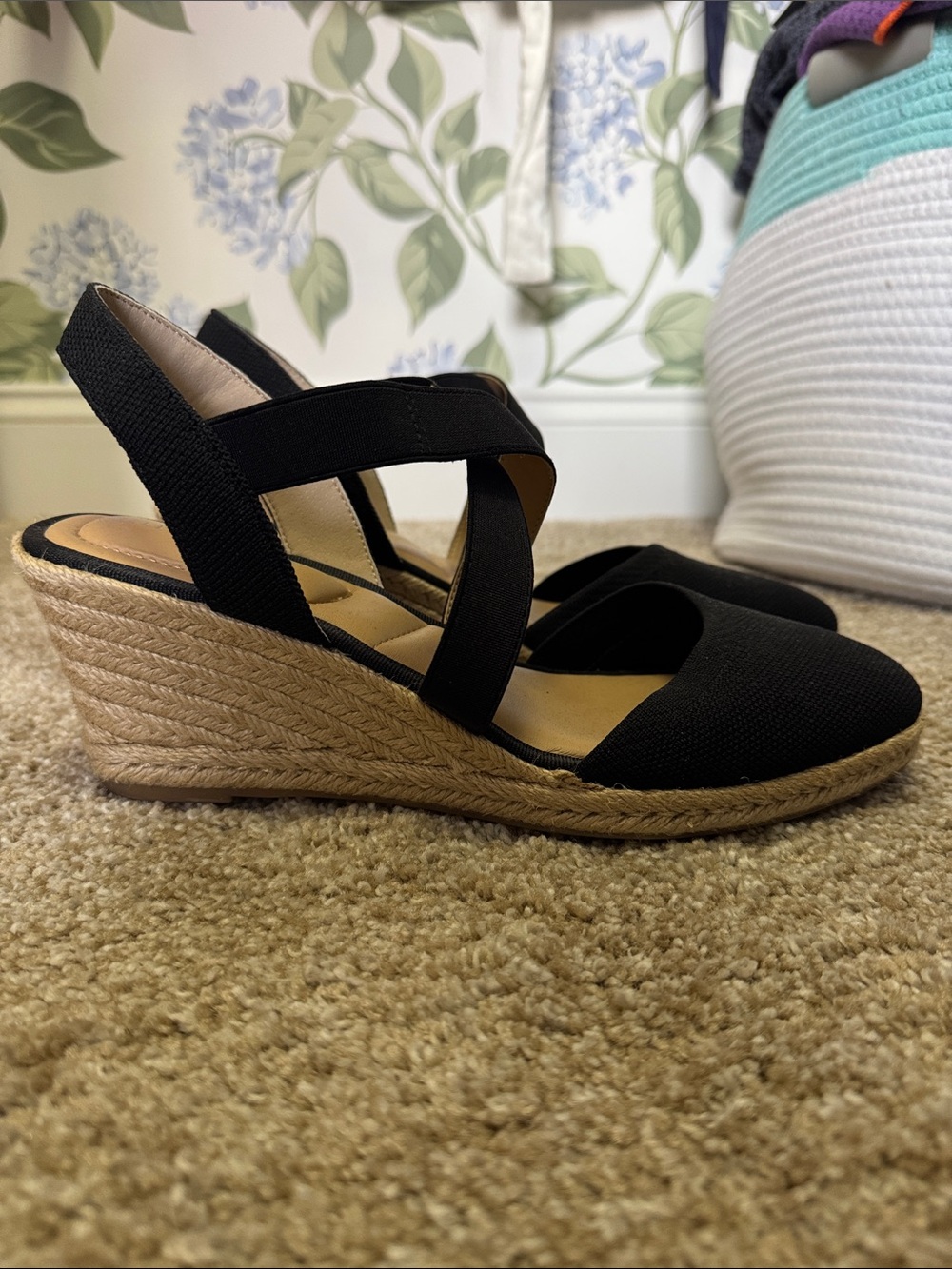 Kelly & Katie Black Wedges